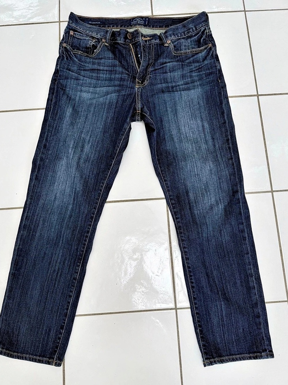 Lucky Brand 410 Athletic Fit Jeans Blue Waist 34/30